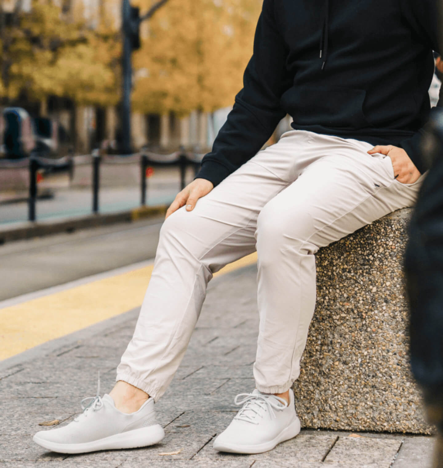 What are good walking shoes for bigger men?